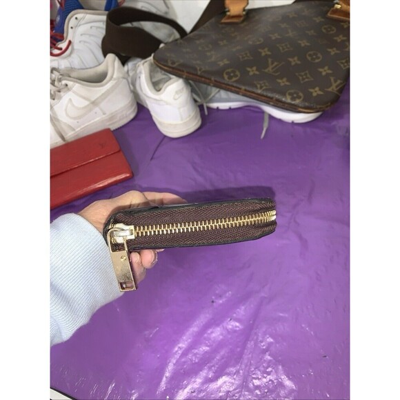 Louis Vuitton Monogram Wine Vernis Patent Leather Empreinte Zippy Long Wallet - Picture 11 of 13